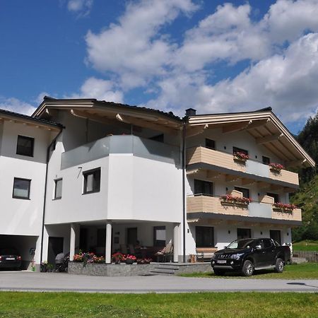 Gaestehaus Holaus Mayrhofen Exterior foto