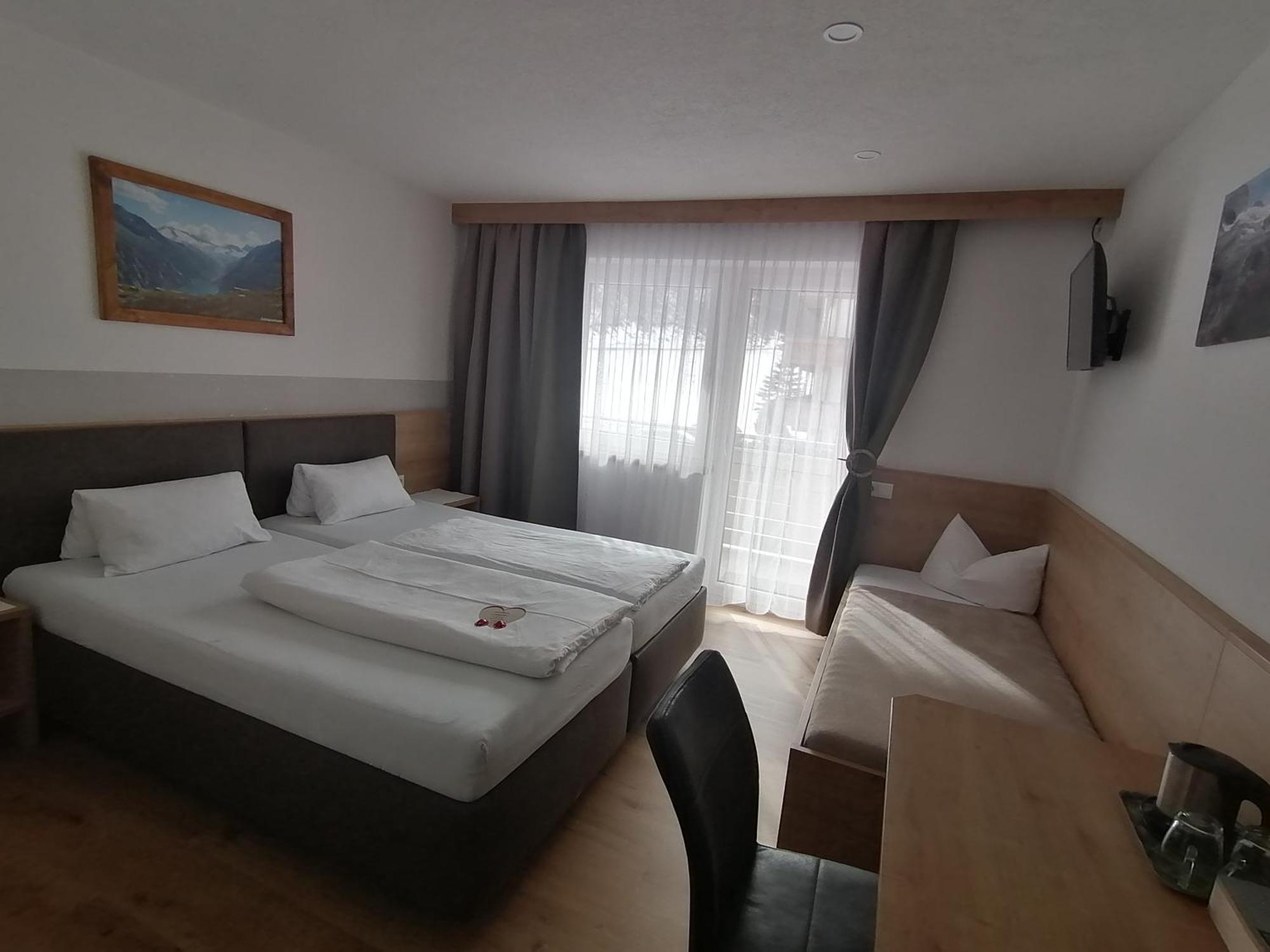 Gaestehaus Holaus Mayrhofen Exterior foto