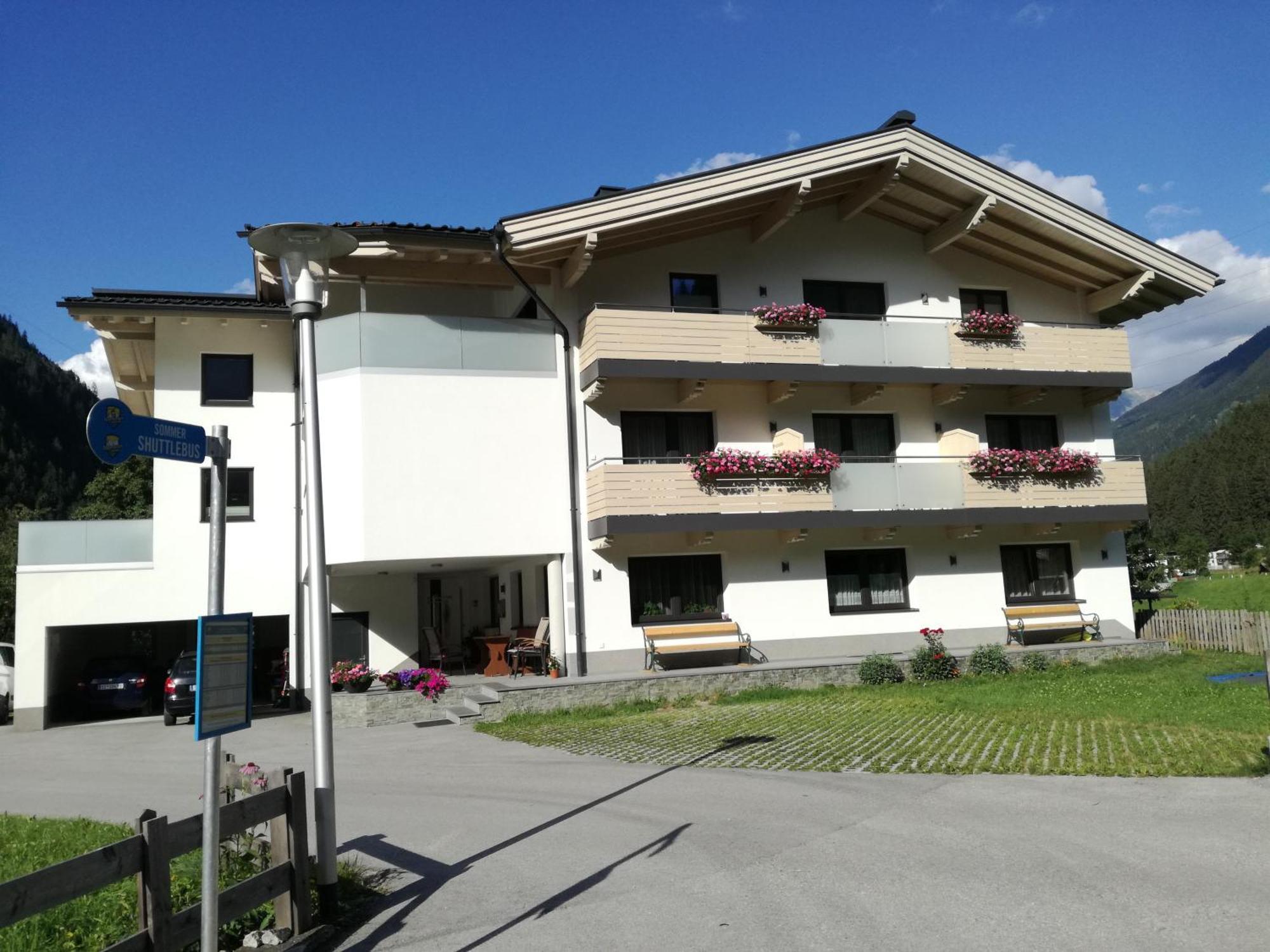 Gaestehaus Holaus Mayrhofen Exterior foto
